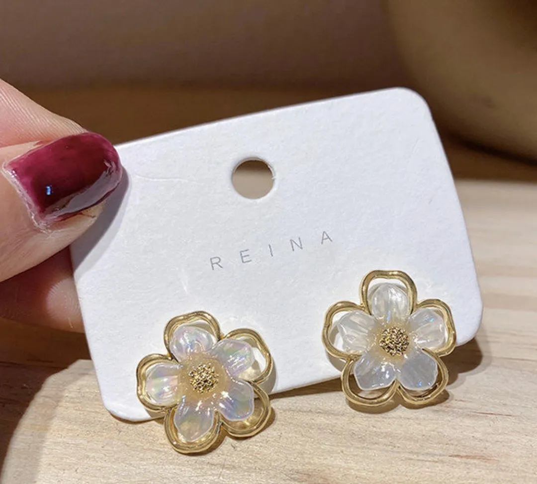 Iridescent Floral Stud Earrings – Gold Outline Elegant Blossom Design