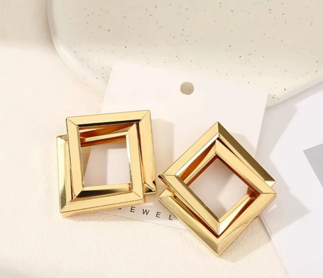 Bold Geometric Gold Square Earrings – Modern Hollow Statement Studs